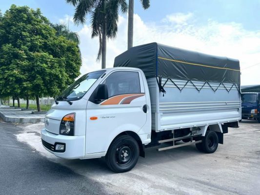 Hyundai Porter 150 tải trọng 1,4 tấn thùng dài 3,1 mét