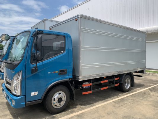 Xe tải THACO OLLIN S700 tải trọng 3,5 tấn thùng dài 4,35 mét