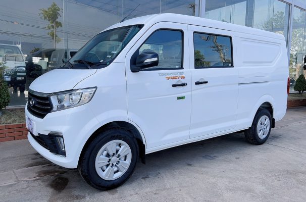 THACO VAN 5 chỗ ngồi(TF450V) tải trọng 750kg 