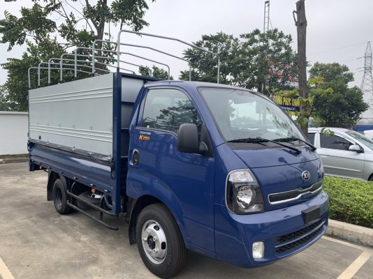 KIA K250 thùng mui bạt tiêu chuẩn