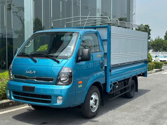 Xe tải KIA K250 thùng bạt giá chỉ từ 483 triệu đồng