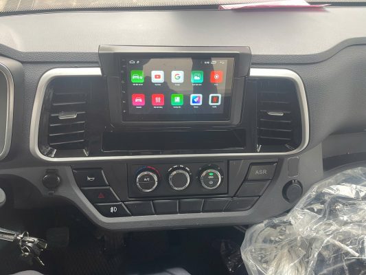 Màn hình giải trí trang bị sẵn