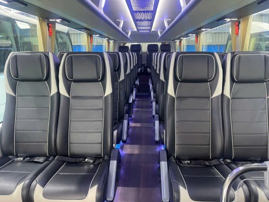 Tùy chọn đổi màu ghế và nội thất theo nhu cầu