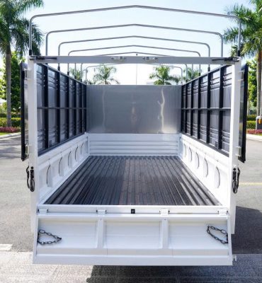 THACO TF240 tải trọng 1.25 tấn thùng bạt